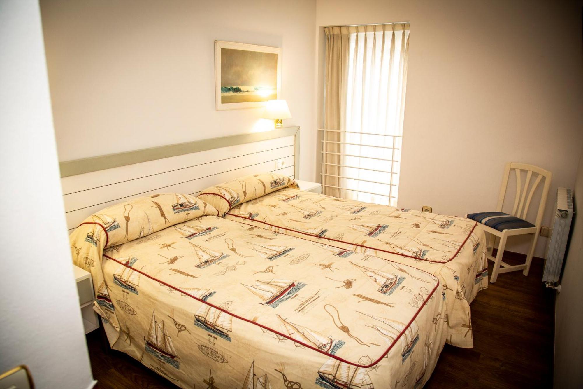 Isabel - Suarez Inclan 38 Hotel Cudillero Szoba fotó